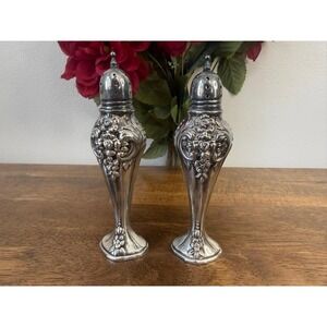Oxford Plate Silver‎ Plate Salt Pepper Shakers Victorian Gothic Grape Floral Set